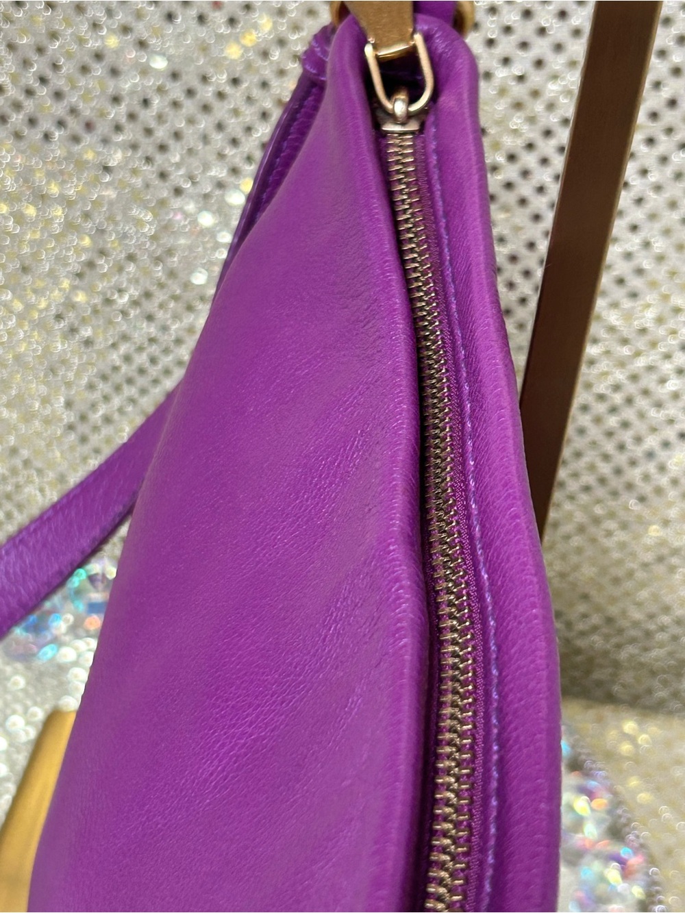 Marc by Marc Jacobs Purple Leather Crossbody Bag Approximately 10 x 9.5 - Picture 11 of 15
